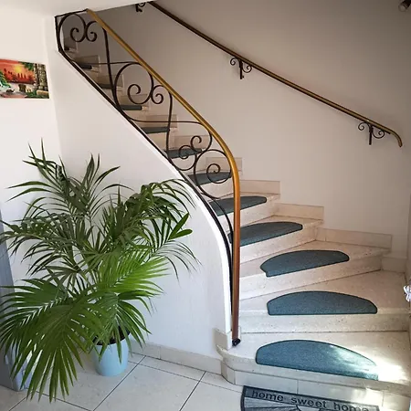 ホームステイ Cosy, Equipe, Wi-fi Proche Clinique Saint-pierre ペルピニャン