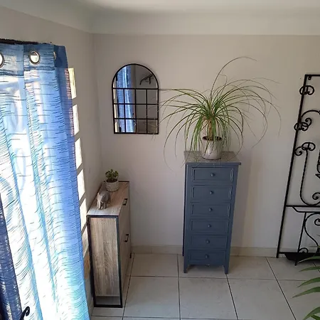 Meuble, Wifi A 10 Minutes De La Plage, Linge Fourni Perpignan