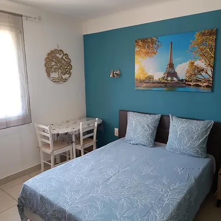Meuble, Wifi A 10 Minutes De La Plage, Linge Fourni * Perpignan