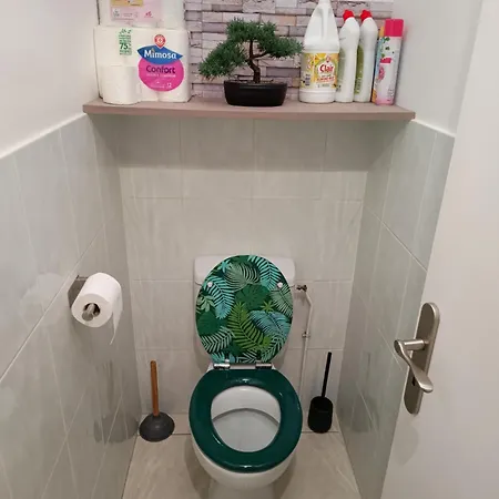 Privat bolig Meuble, Wifi A 10 Minutes De La Plage, Linge Fourni *