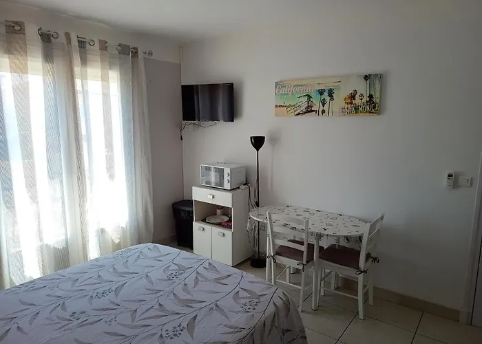 Cosy, Equipe, Wi-fi Proche Clinique Saint-pierre