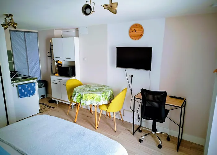 Séjour chez l'habitant Privée Climatisée Chez Particulier, Wifi *